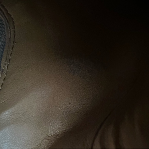 NEW Marc Fisher LTD Oshay Chelsea Suede Pointed Ankle Bootie Taupe Gray #1296 - Picture 8 of 13